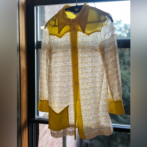 70s sheer yellow and white dagger collar long sleeve button down by H2O Miami Sm - Picture 3 of 9